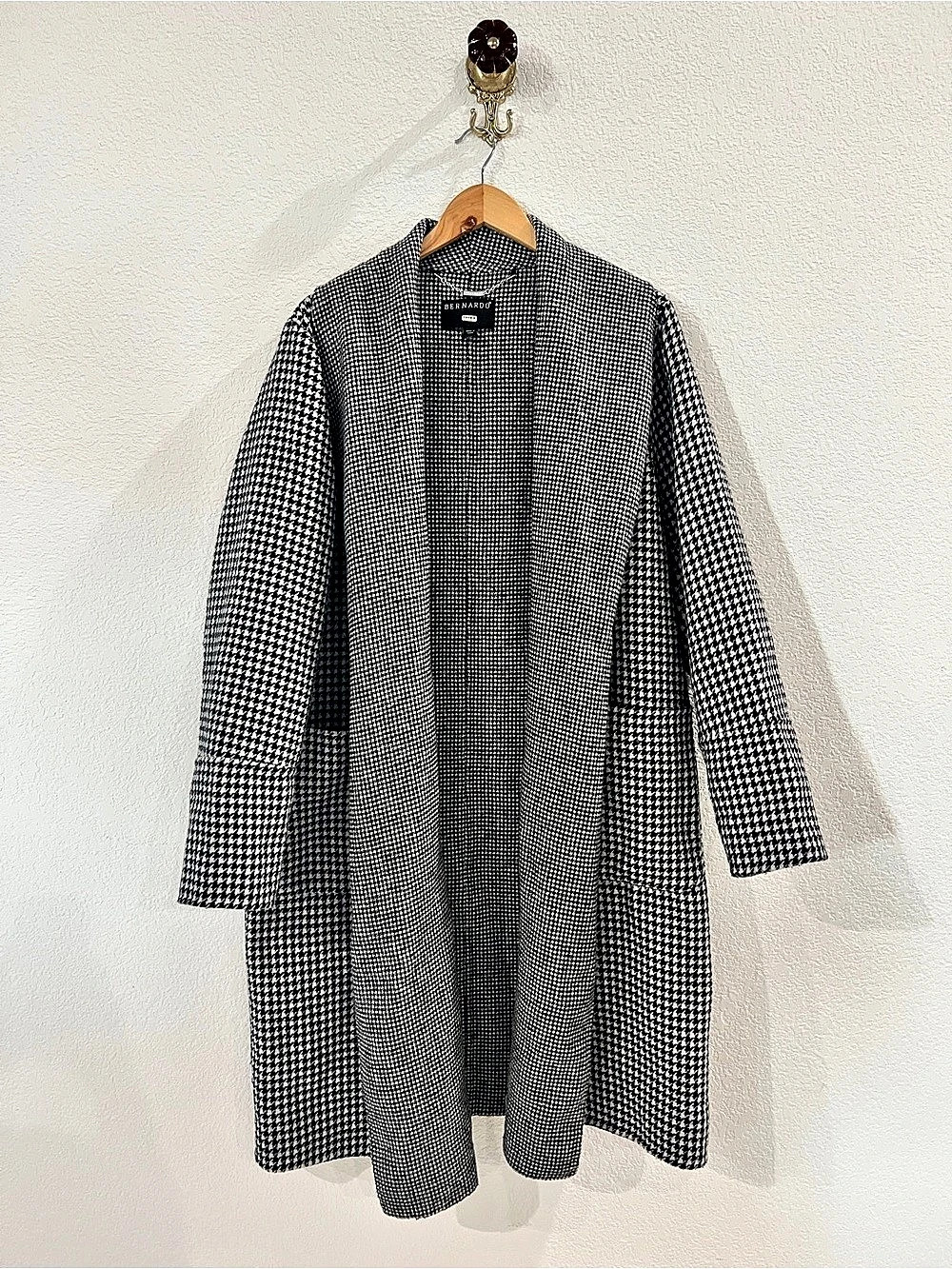 Bernardo Houndstooth Printed Overcoat Black & White Size Large